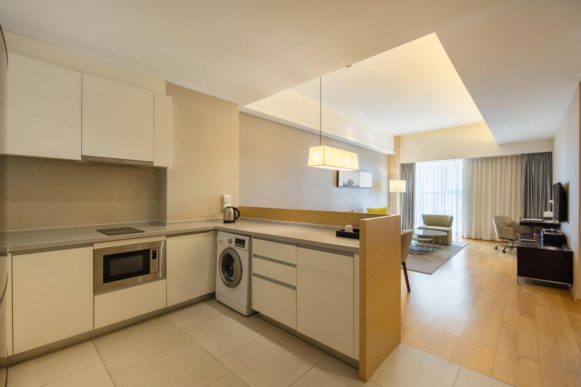 Cm Service Apartment Tianjin Exteriör bild